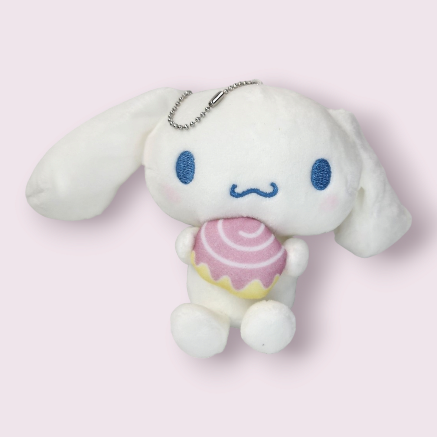 Cinnamoroll Holding Cinnamon Roll (20th Anniversary Kuji / Sanrio Lottery Prize)